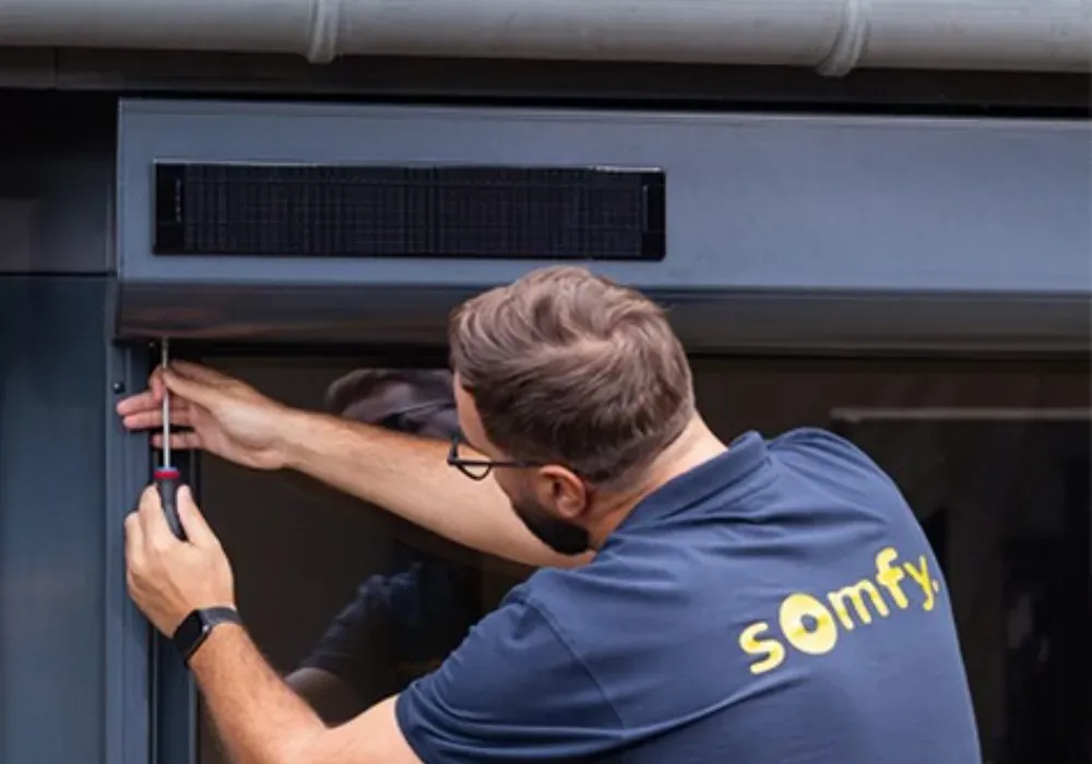 Volet électrique en panne : que faire avant d'appeler ?